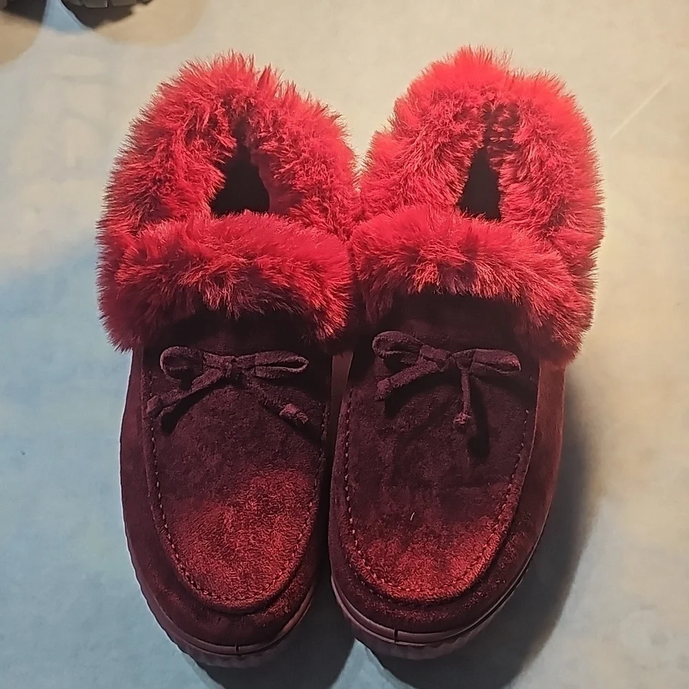 Platform Slip-on Furry Shoes Slippers NWOT